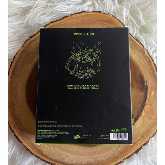 NWT Makeup Revolution Simpsons Bouvier Coven Makeup Brush Set - Picture 6 of 6